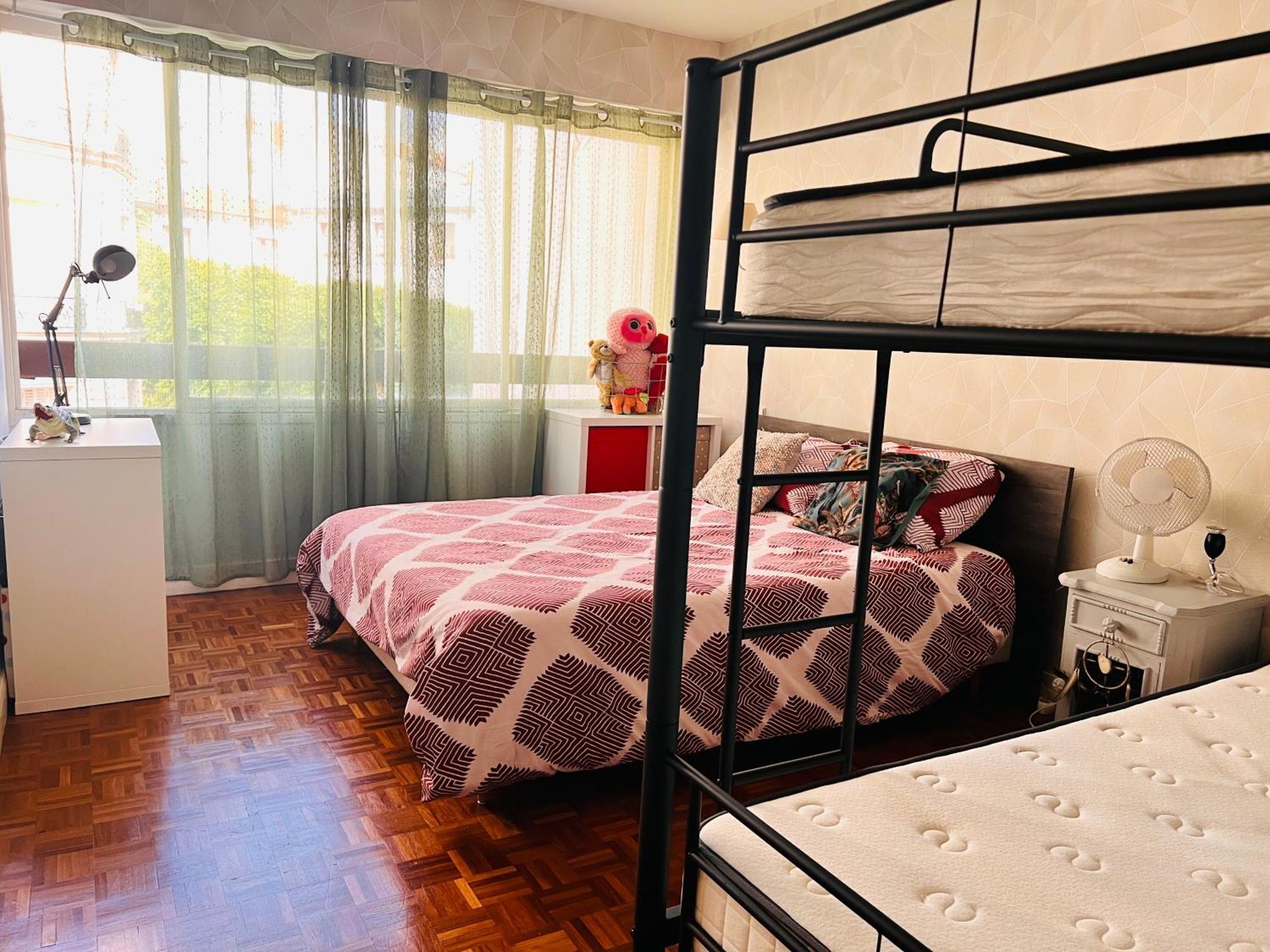 Appartamento Grand Avec Balcon Et Parking Gratuit Sur Place *